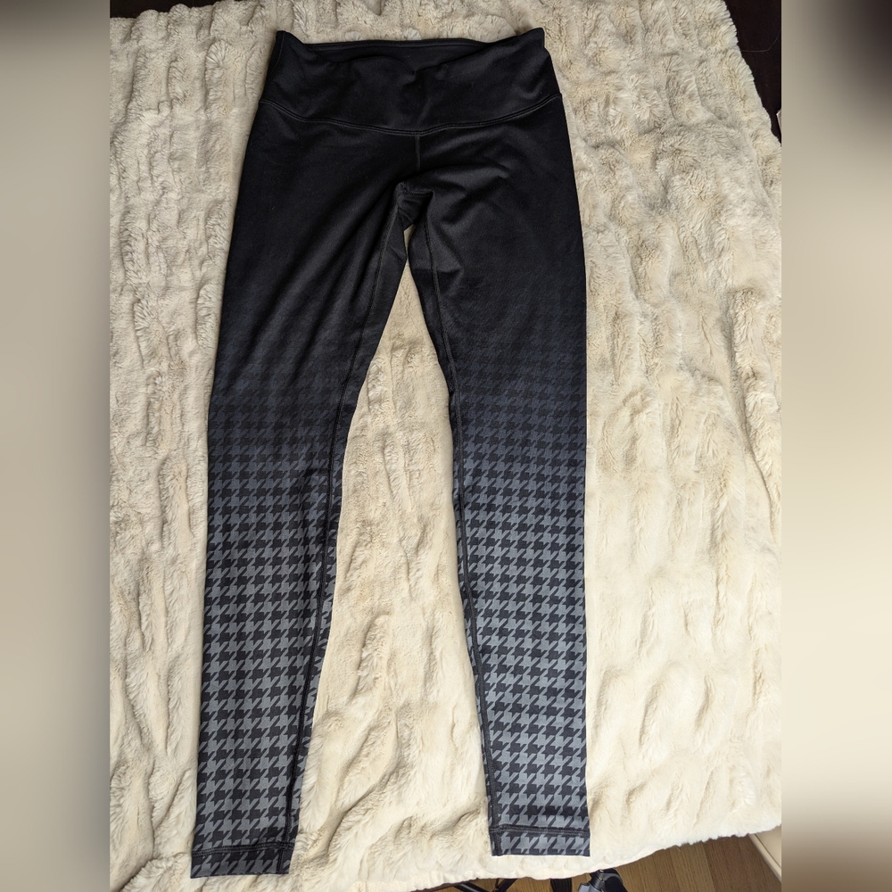 LULULUMEN BLACK/GREY HOUNDSTOOTH LEGGINGS, WOMENS 8